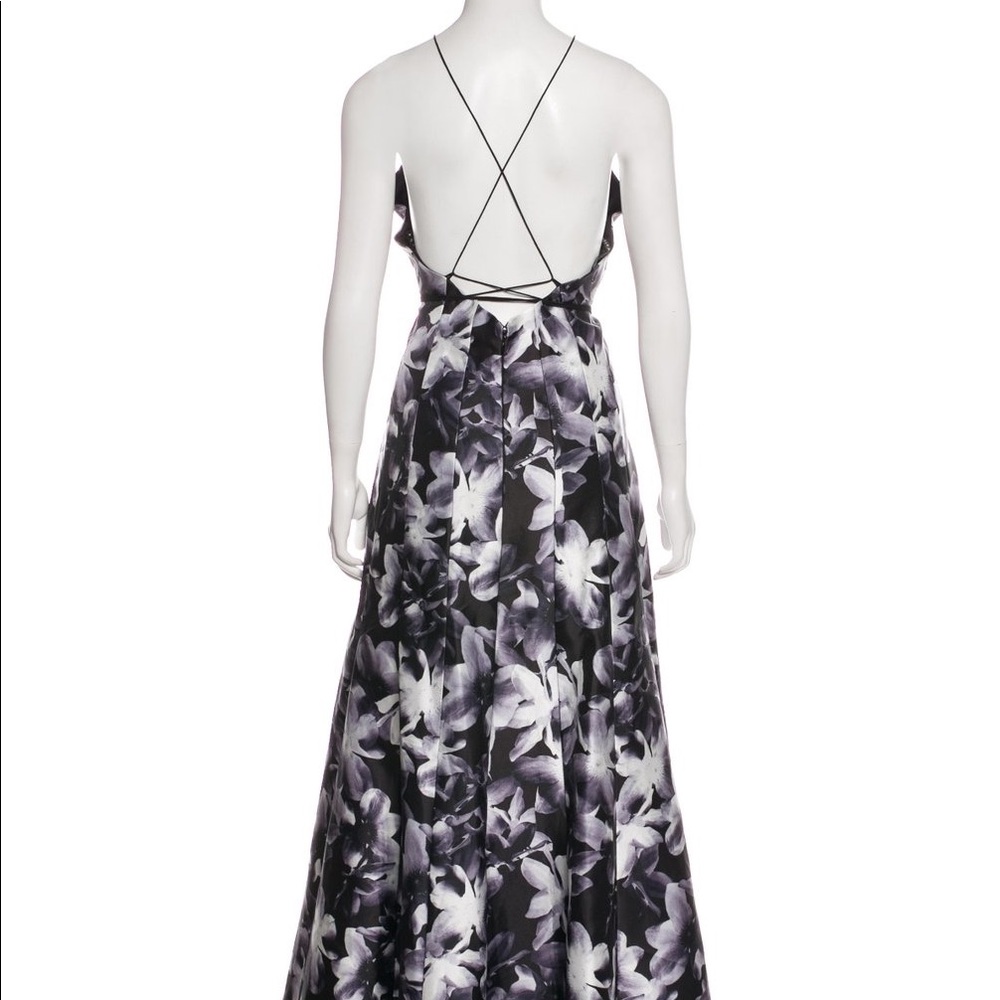 PHOEBE COUTURE
Strapless Maxi Dress w/ Tags